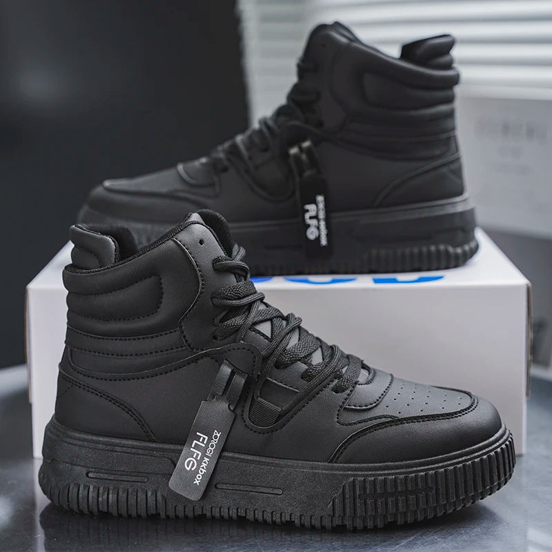 New Fashion Casual Sneakers High Top Skateboard Shoes Student Boots Men and Women Trend Wear Resistant Two-color Couples