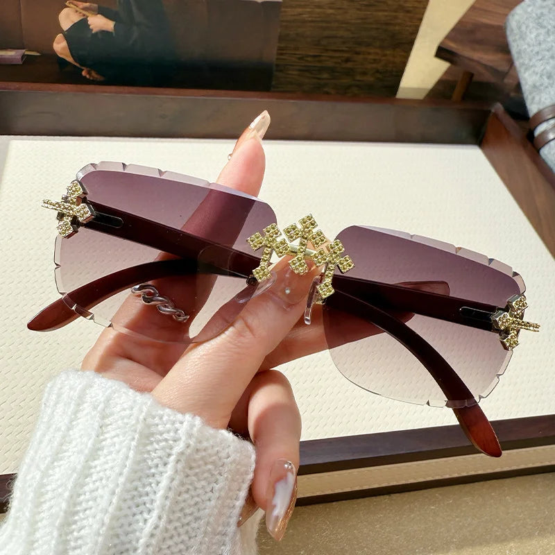 Women's Fashionable Frameless Edge Cutting High-quality Lace Diamond-set Lenses Fashionable Car Sunglasses 90324